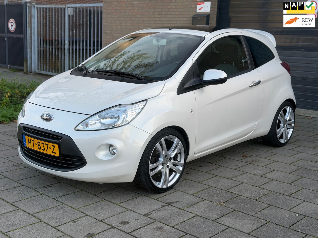 Ford Ka - 1.2 Titanium X start/stop Airco Apk Clima Pano Stoelverwarming Elekt pakket PDC - AutoWereld.nl