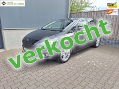 Ford S-Max - 1.5 Titanium | GERESEVEERD