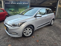 Hyundai i20 - 1.0 T-GDI Go 2016 | 2E EIGENAAR | 3/6 OF 12MND GARANTIE | NAVI | CAMERA | LMV |