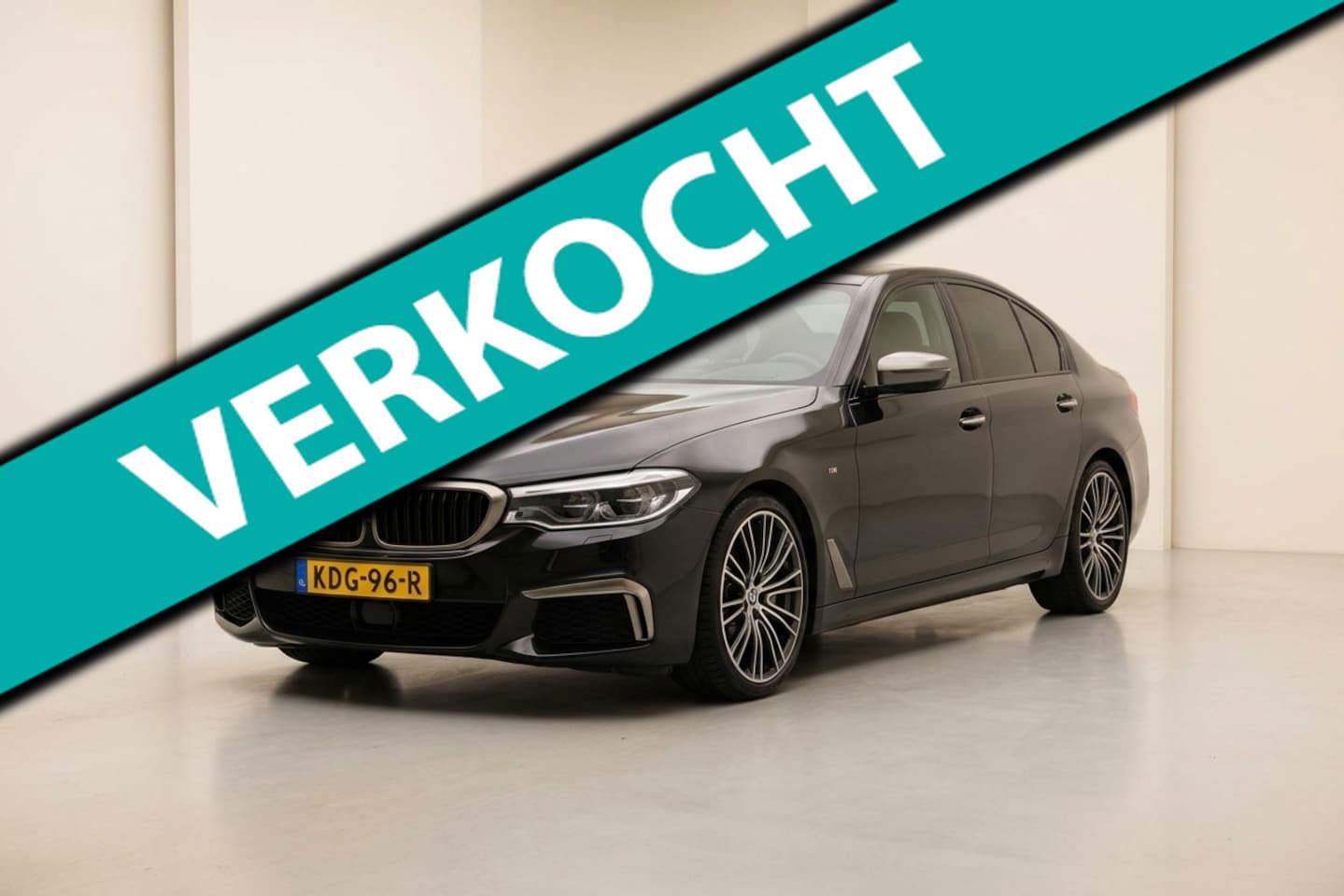 BMW 5-serie - M550i xDrive M-SPORT DEALER OND. VOL! - AutoWereld.nl