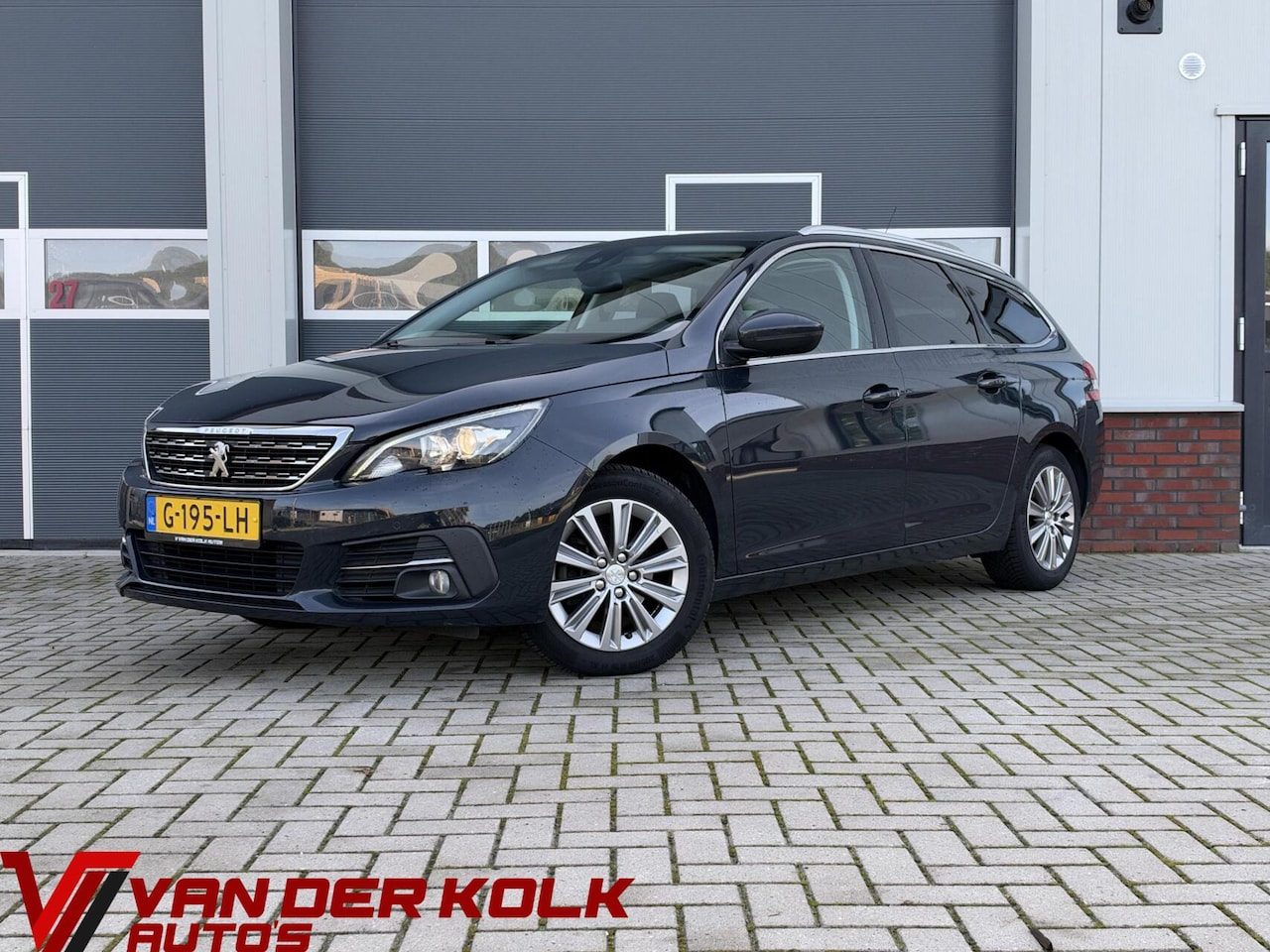 Peugeot 308 SW - 1.2 PureTech Blue Lease Premium | Panorama | Carplay | Camera | Cruise | Sensoren | Lichtm - AutoWereld.nl