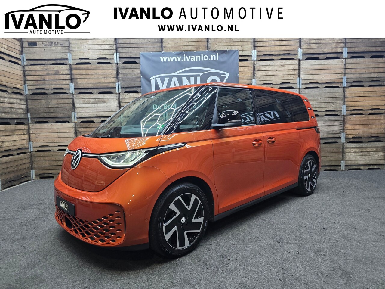 Volkswagen ID. Buzz - Pro 86 kWh LED Navi Clima 5P Camera Park Assist 20"LM - AutoWereld.nl