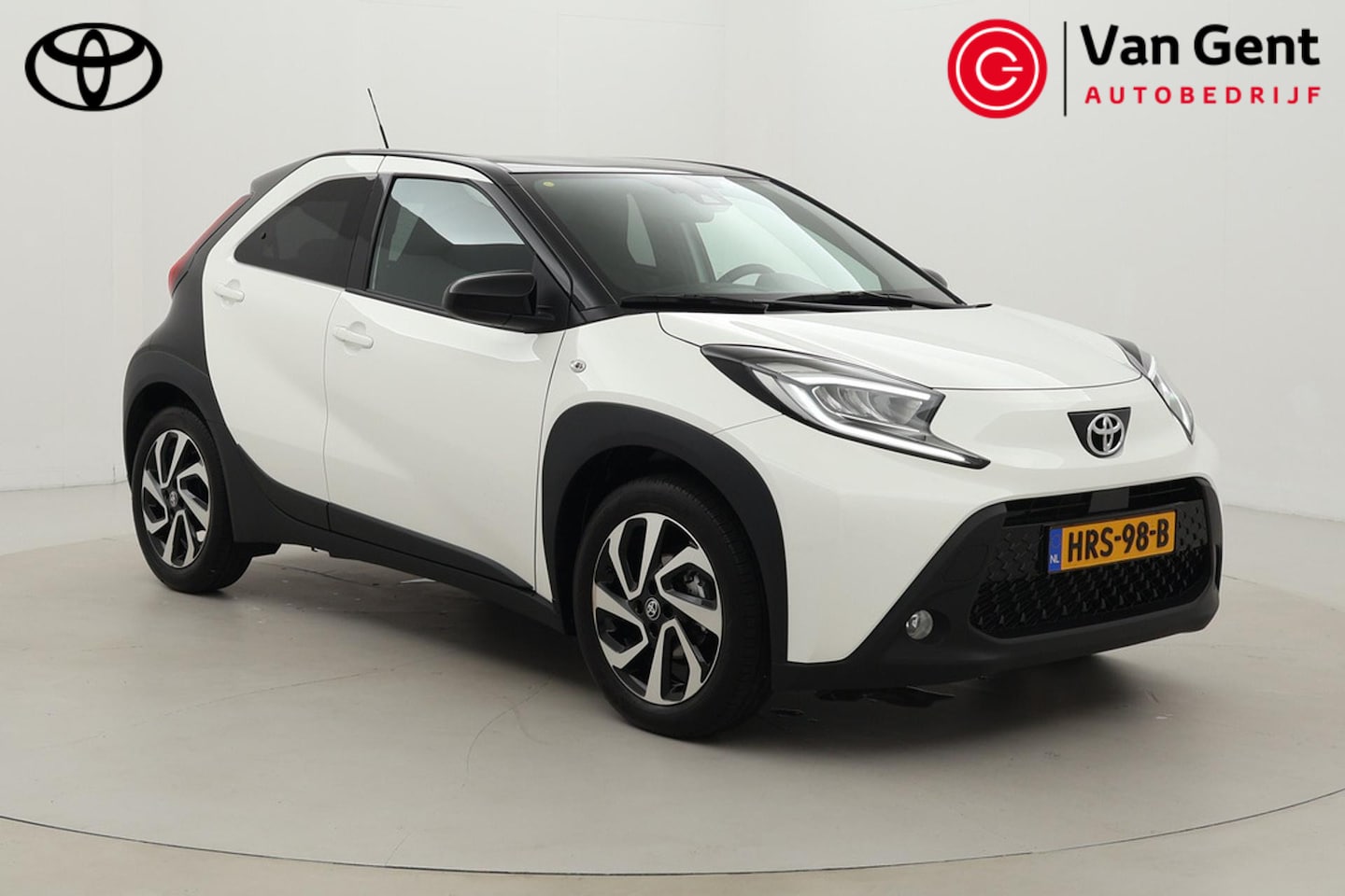 Toyota Aygo X - 1.0 VVT-i MT Pulse | Apple Carplay / Android Auto | LED | Adaptive Cruise | Clima | Camera - AutoWereld.nl