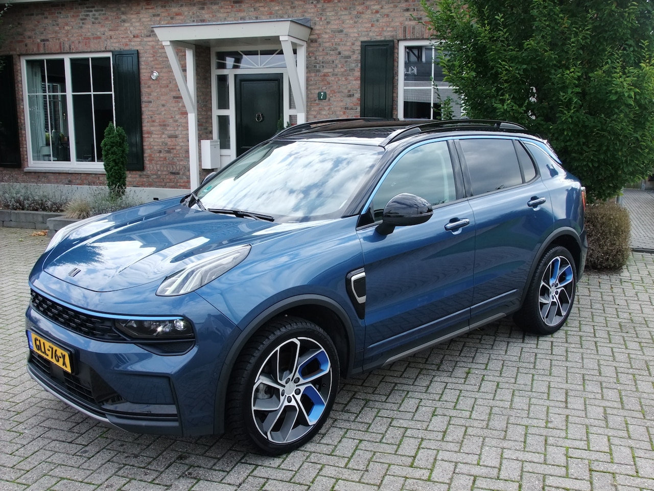 Lynk & Co 01 - 1.5 1.5 , 360 camera , pano/schuifdak . Led , Adap-cruise , Carplay enz. - AutoWereld.nl