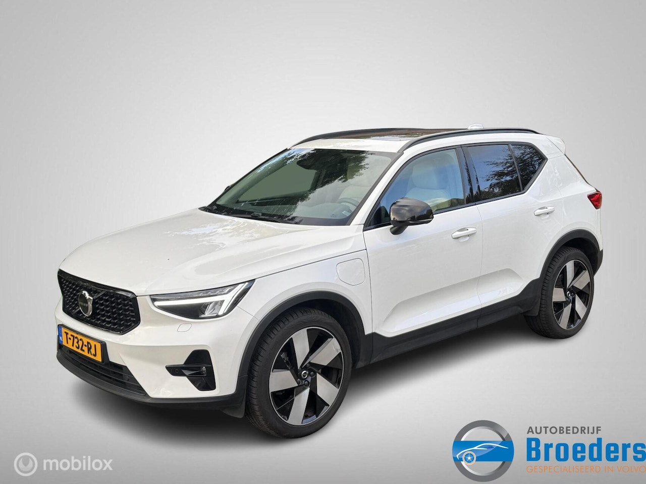Volvo XC40 - 1.5 T4 Plug-in hybrid Ultimate Dark - AutoWereld.nl