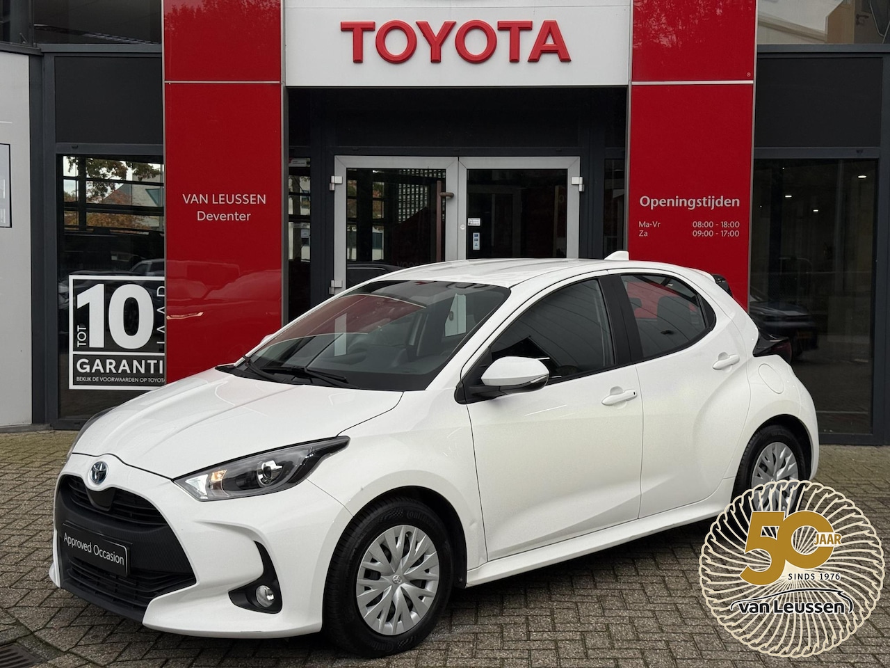 Toyota Yaris - 1.5 Hybrid Active STOEL VERW. CRUISE/CLIMA CONTROL APPLE CAR PLAY/ANDROID AUTO - AutoWereld.nl