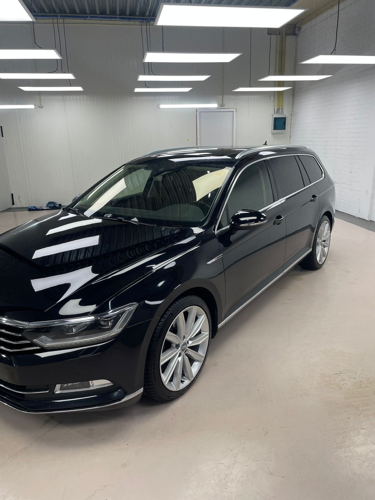 Volkswagen Passat Variant - 2.0 BiTDI 4MHighline Volkswagen Passat 2.0 BITDI 307 Pk Full Options - AutoWereld.nl