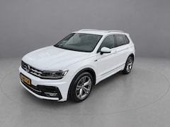 Volkswagen Tiguan - 2.0 TSI 4Motion Highline Business R, Trekhaak, Led, ACC, Leer, Navi, Bluetooth, NAP