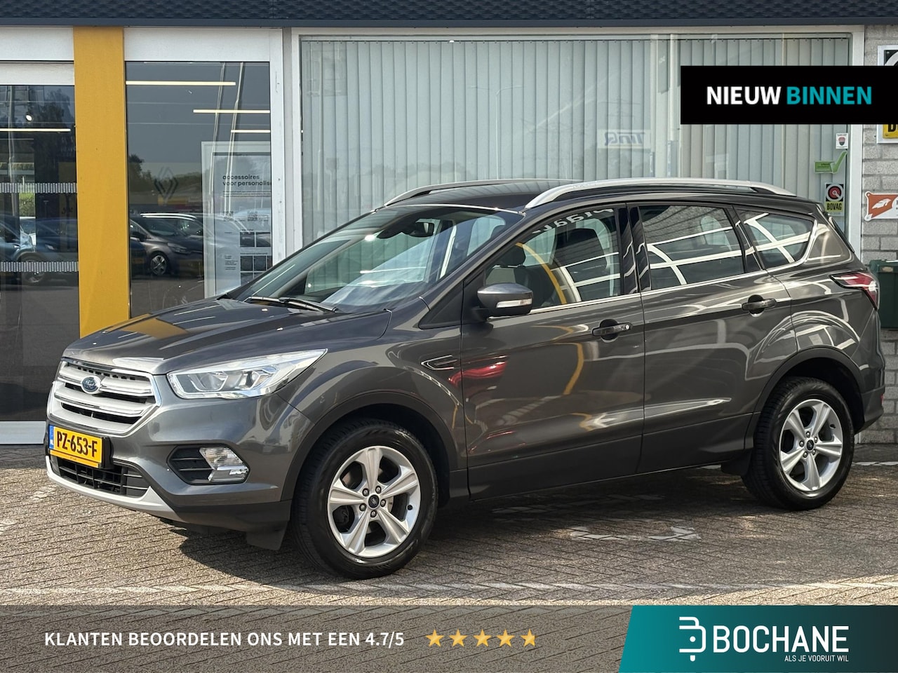 Ford Kuga - 1.5 EcoBoost Titanium | NAP | Trekhaak | Navigatie | Climate Control | Cruise Control | Pa - AutoWereld.nl