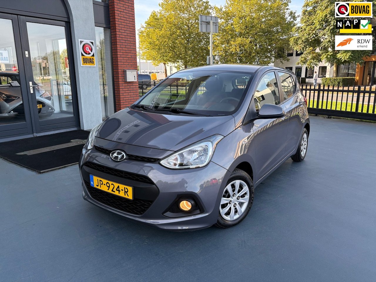 Hyundai i10 - 1.0i i-Motion Comfort AIRCO - AutoWereld.nl