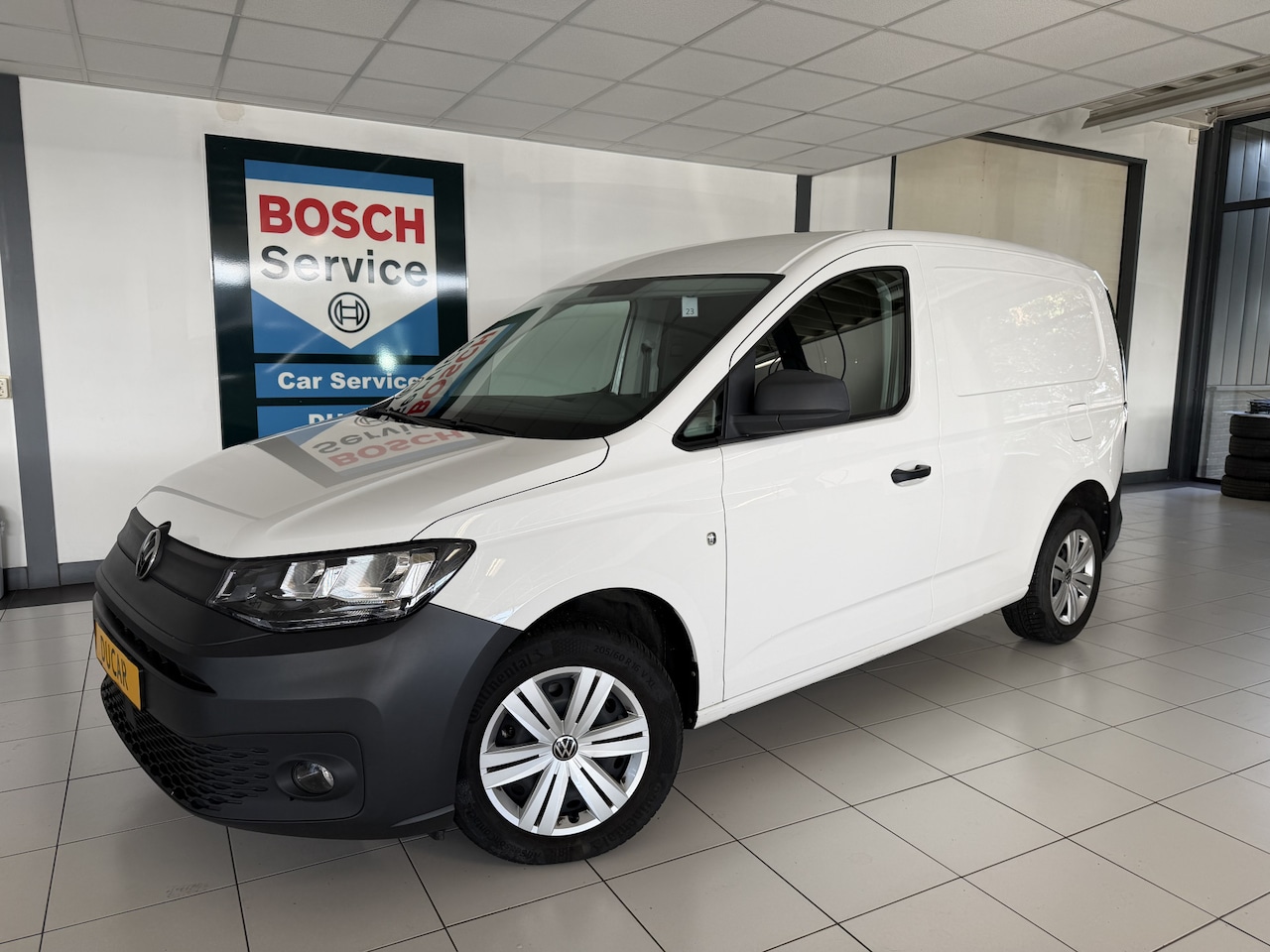 Volkswagen Caddy - 2.0 TDI Automaat Cruise controle /Carplay / Airco - AutoWereld.nl