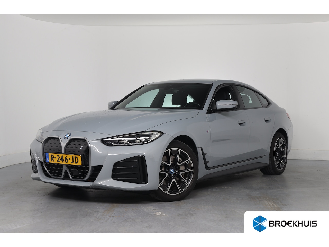BMW i4 - eDrive40 84 kWh M-Sport | SOH 94% | Trekhaak! | Sfeerverlichting | LED | Sportstoelen | Ca - AutoWereld.nl