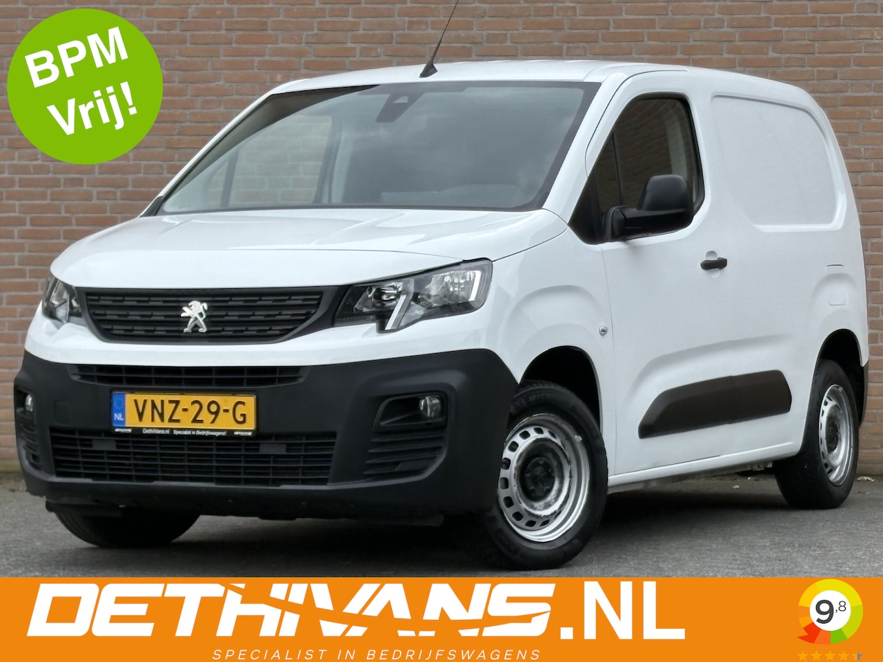 Peugeot Partner - 1.2 PureTech Premium / Carplay / Navigatie - AutoWereld.nl