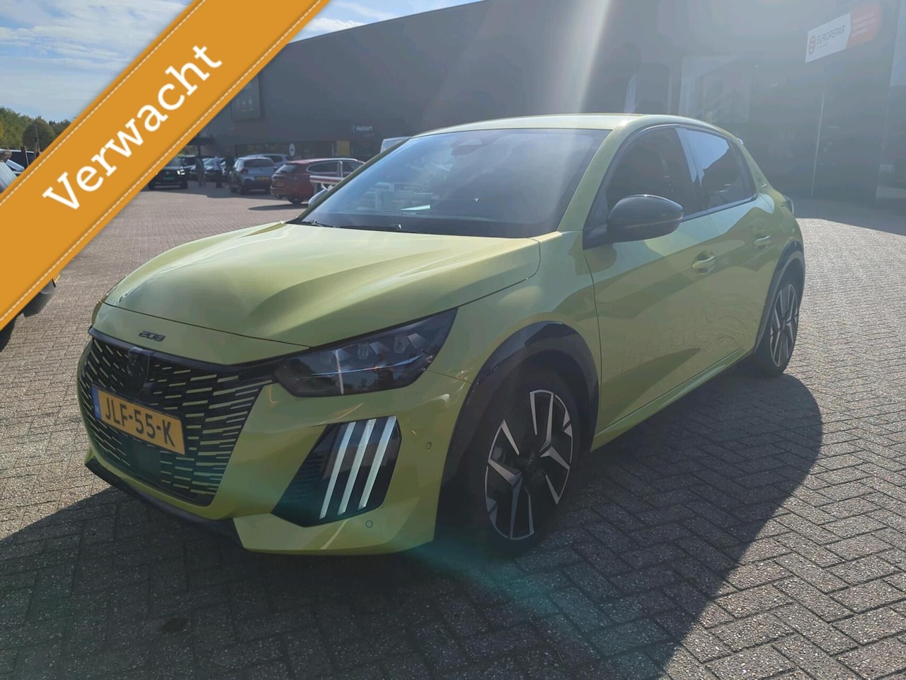 Peugeot 208 - 1.2 Hybrid 110 e-DCS6 GT | 2752km! | Camera | Climate | - AutoWereld.nl