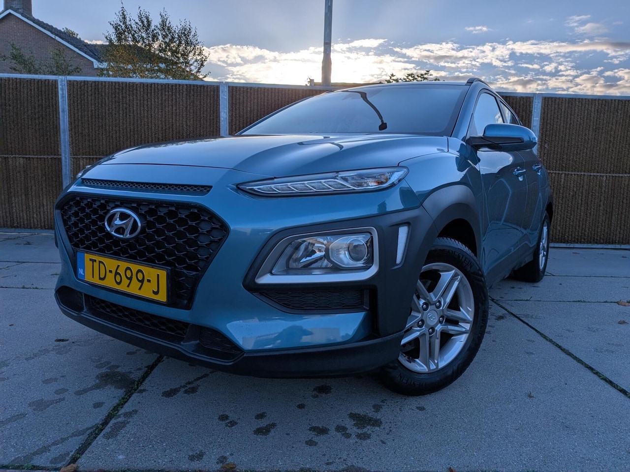 Hyundai Kona - 1.0T Comfort ✅1e.eig✅deal.onh✅Trekhaak - AutoWereld.nl