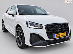 Audi Q2 - 30 TFSI S-Line - Leder - Stoelverwarming - Navi - Camera - CarPlay - Cruise - 10 dkm