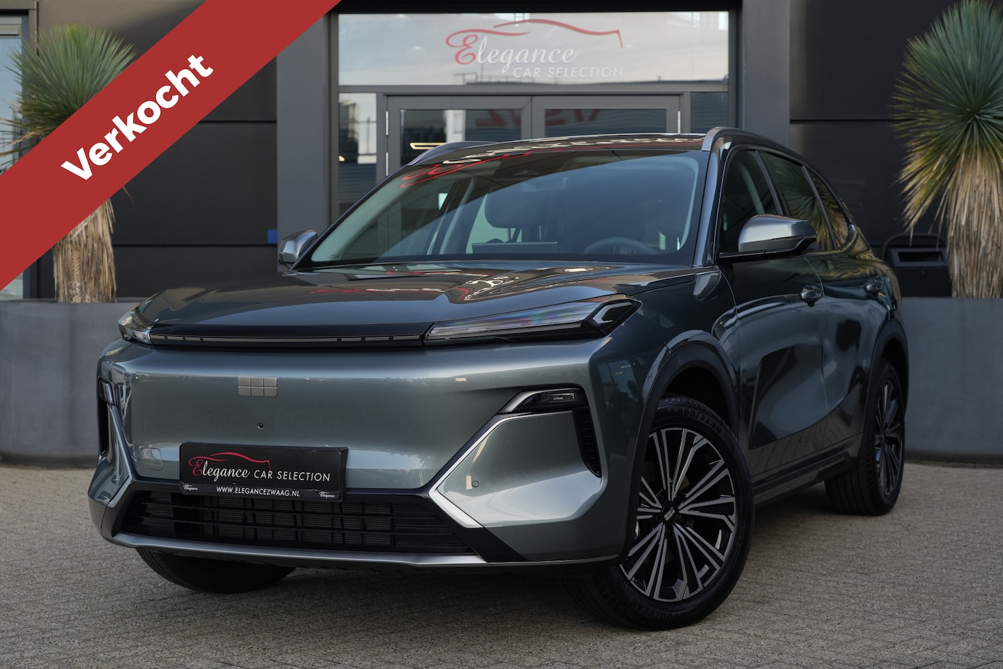 Geely Starray EM-i - 1.5 Max+ | PHEV | 262 PK | Panoramadak | 360° camera | Stoelverwarming & -ventilatie | Mas - AutoWereld.nl