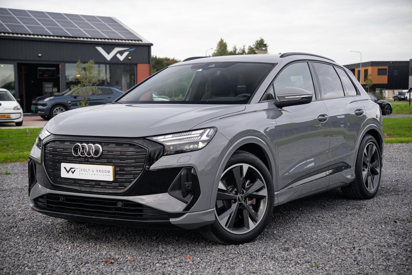 Audi Q4 e-tron - 50 Quattro S-Line Competition 77 kWh|BTW|RS Interieur|Nardo Moonstone Grey|Org NL NAP|1 Ei - AutoWereld.nl