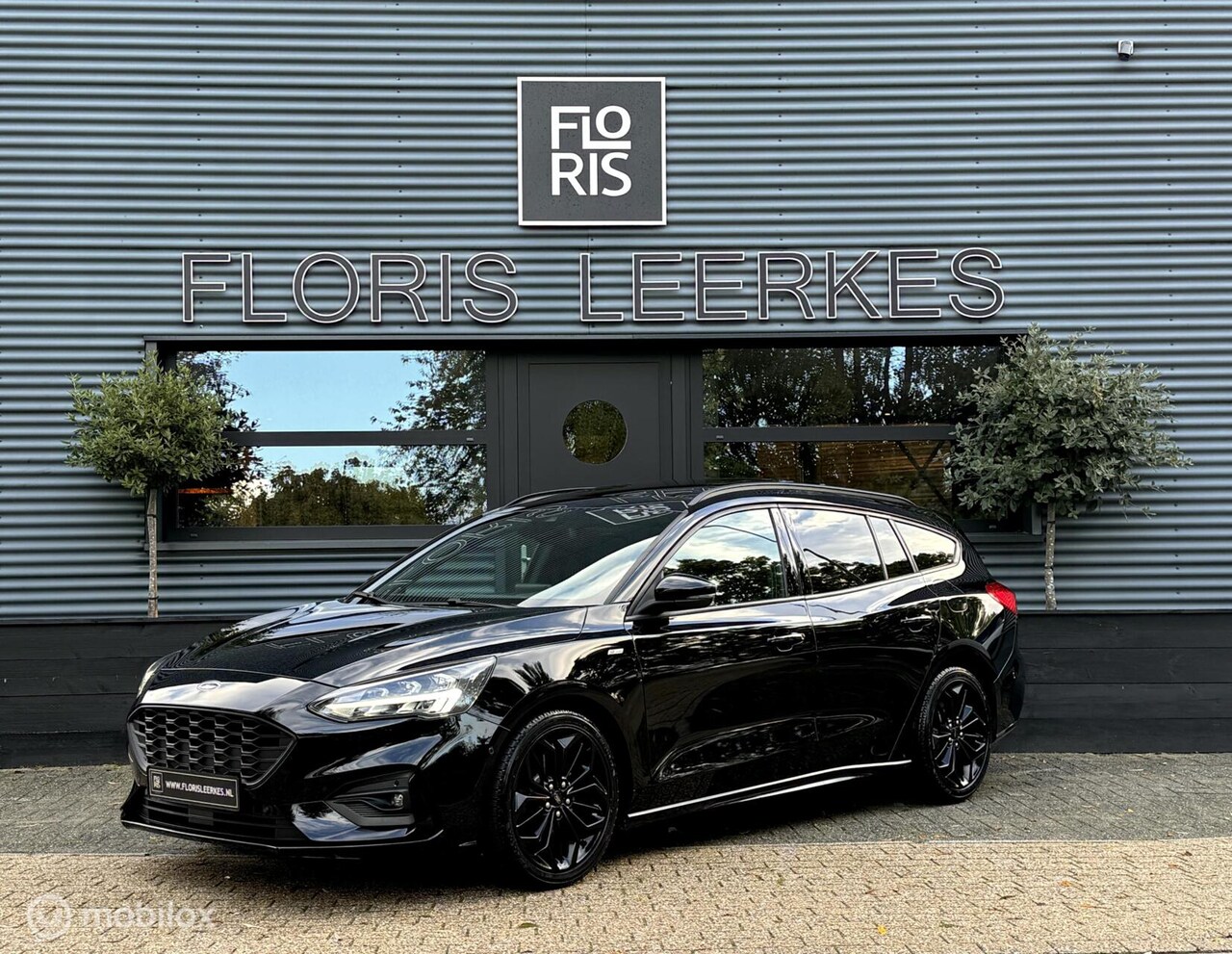 Ford Focus Wagon - 1.0 EcoBoost | ST Line | Panorama dak | Led - AutoWereld.nl