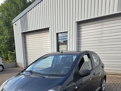 Toyota Aygo - 1.0-12V | ISOFIX | LMV | CARPLAY | 5DRS | LAGE MAANDLASTEN