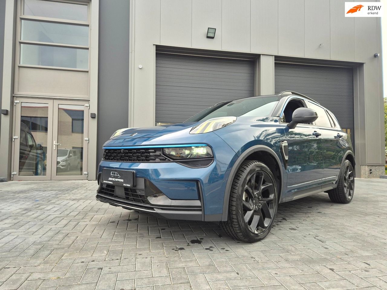 Lynk & Co 01 - 1.5 Pano infinity sound 2023 Plug in Hybride - AutoWereld.nl