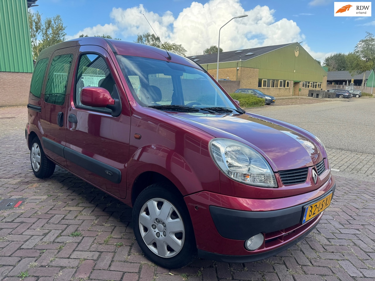 Renault Kangoo - 1.6-16V Privilège 1.6-16V Privilège - AutoWereld.nl