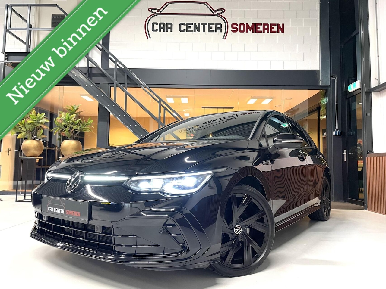 Volkswagen Golf - 1.5 TSI R-Line Black Style/ Cam/ H&K/ Keyless/ IQ/ 18''LMV/ CarPlay - AutoWereld.nl
