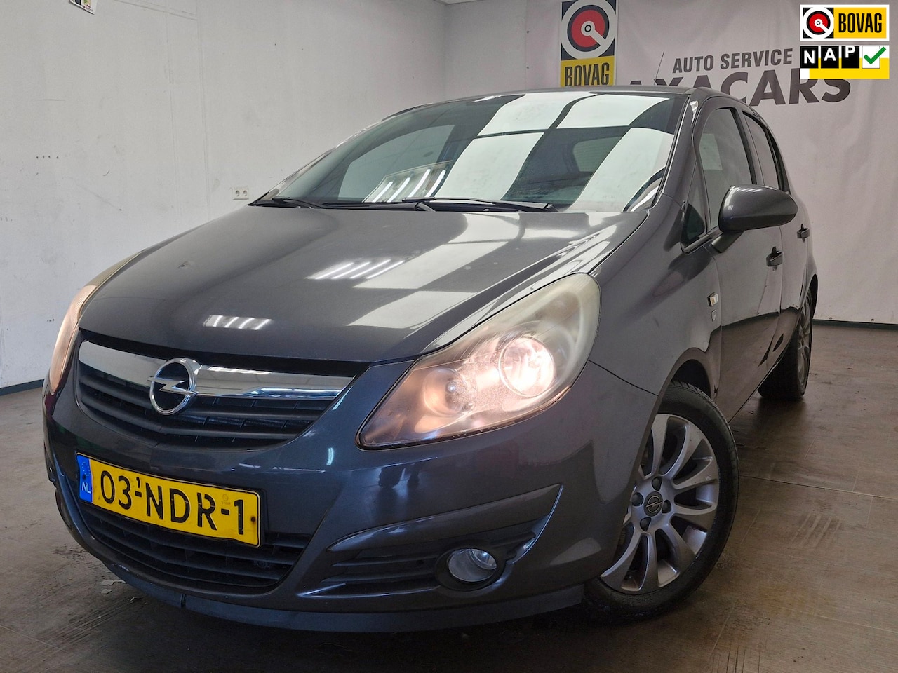 Opel Corsa - 1.2-16V '111' Edition ! NAP ! AIRCO ! APK ! GOED ONDERH. ! AUX ! - AutoWereld.nl