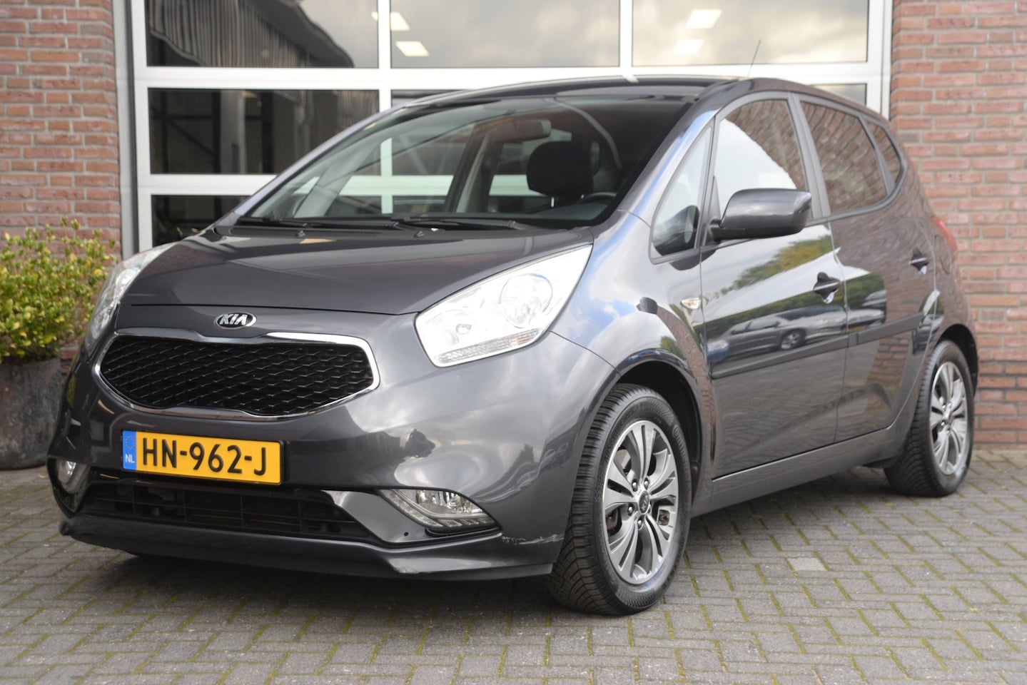 Kia Venga - 1.6 CVVT DynamicLine | Automaat | Trekhaak| 1e Eigenaar | - AutoWereld.nl