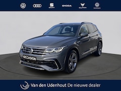 Volkswagen Tiguan - 1.5 TSI 150pk DSG R-Line | Panoramadak | Wekl. trekhaak | Acc | Navigatie