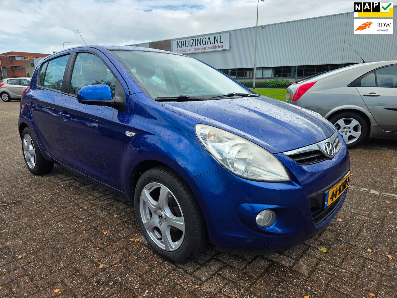 Hyundai i20 - 1.2i DynamicVersion 1.2i DynamicVersion 5-deurs - AutoWereld.nl
