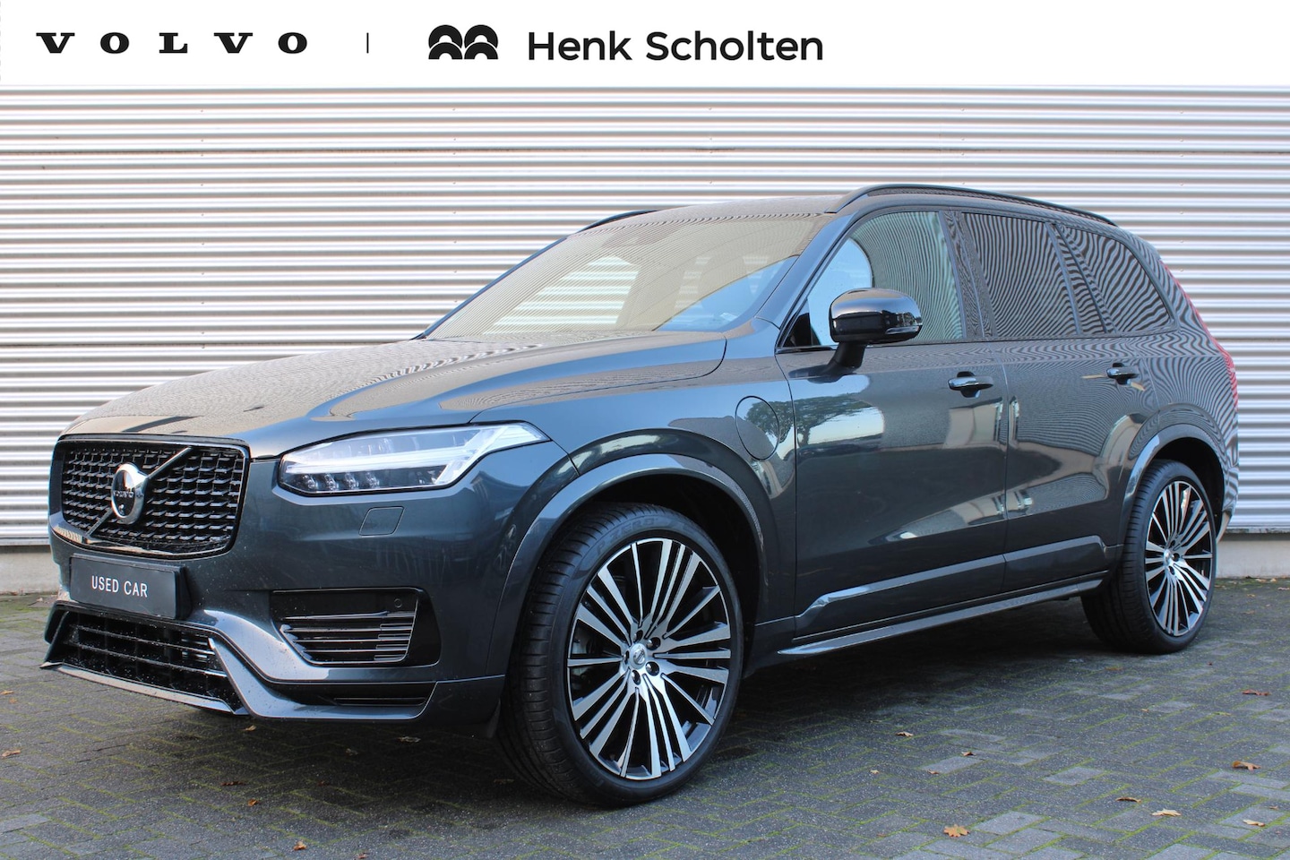Volvo XC90 - 2.0 T8 Recharge AWD R-Design Luchtvering Voor En Achter Met FOUR-C Settings | Parkeerverwa - AutoWereld.nl