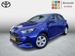 Toyota Yaris - 1.5 Hybrid 115 Comfort Trekhaak all seasonbanden