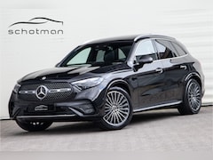 Mercedes-Benz GLC-klasse - 300e 4MATIC AMG Premium Plus, Luchtvering, Pano, Achterasbesturing, Head-up, Leder Exclusi