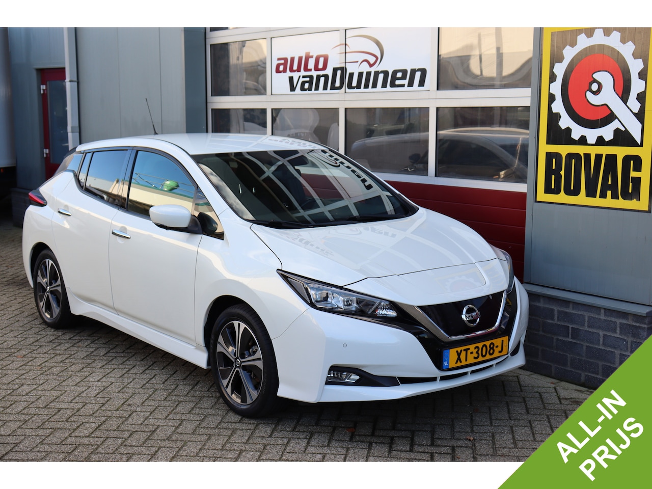 Nissan LEAF - Tekna 40 kWh O.a: Key-Less, Camera, PDC, Accu 91% SOH, Stoelverw., Etc.. Rijklaar! All-i - AutoWereld.nl