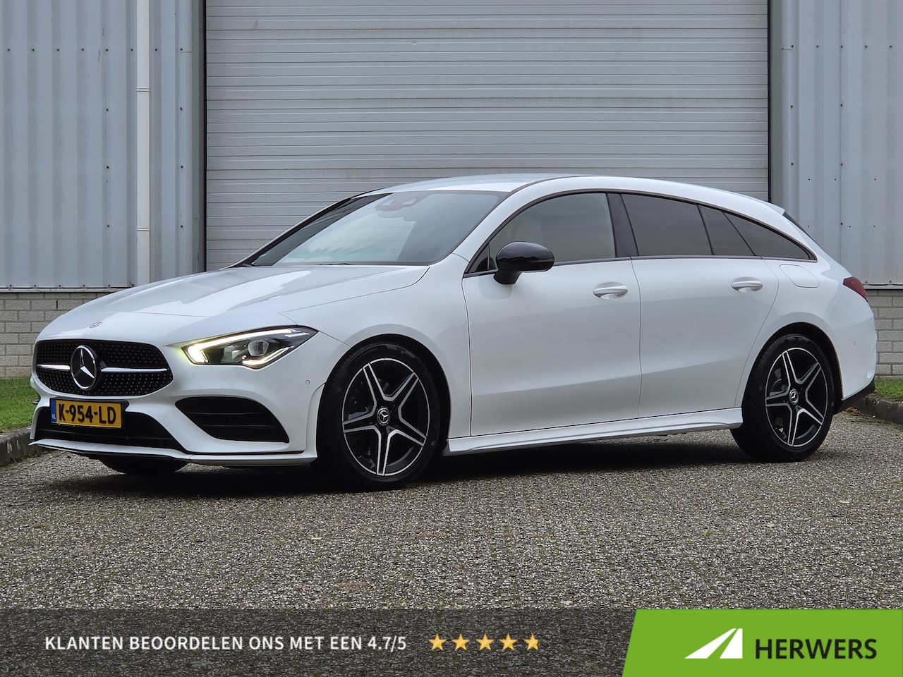 Mercedes-Benz CLA-klasse Shooting Brake - 200 Business Solution AMG / Afneembare Trekhaak / AMG Styling / Sportstoelen / Alcantara / - AutoWereld.nl