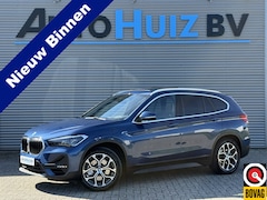 BMW X1 - xDrive 25e Advantage Panoramadak Trekhaak LED Achteruitrijcamera Navi Pro HiFi-speakersyst