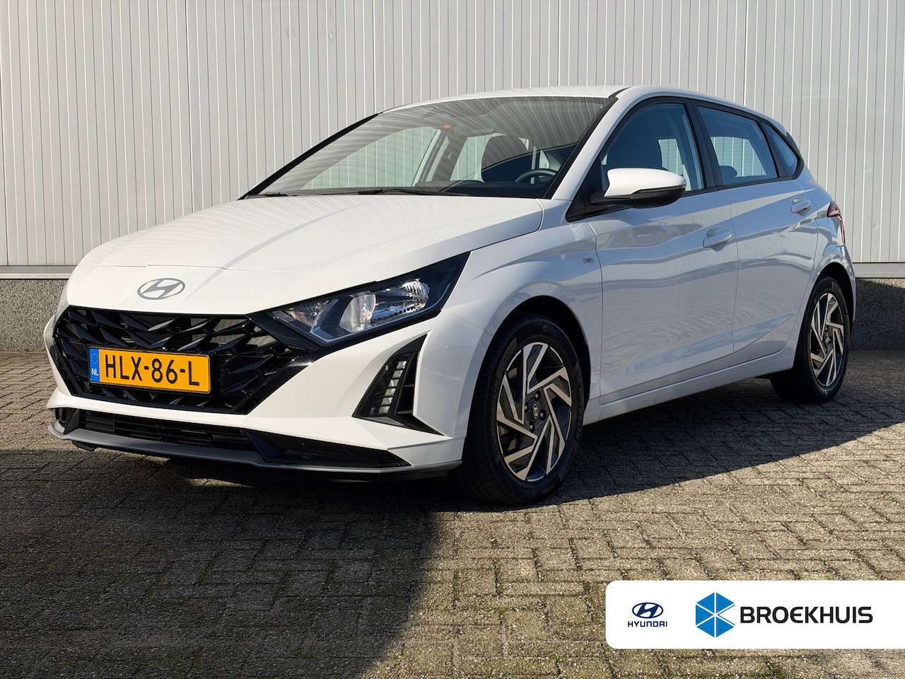 Hyundai i20 - 1.0 T-GDI 100pk Comfort | Airco | Camera | Carplay | Cruise control | Dodehoek detectie | - AutoWereld.nl