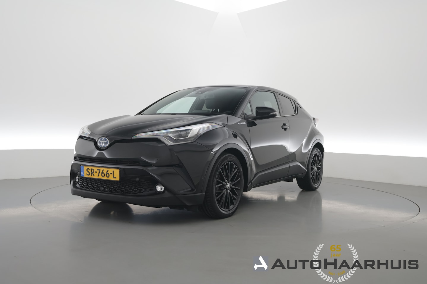 Toyota C-HR - 1.8 Hybrid Executive | Rijklaar! | Afn. Trekhaak | JBL Audio | Stoel- Stuurverw. | Camera - AutoWereld.nl