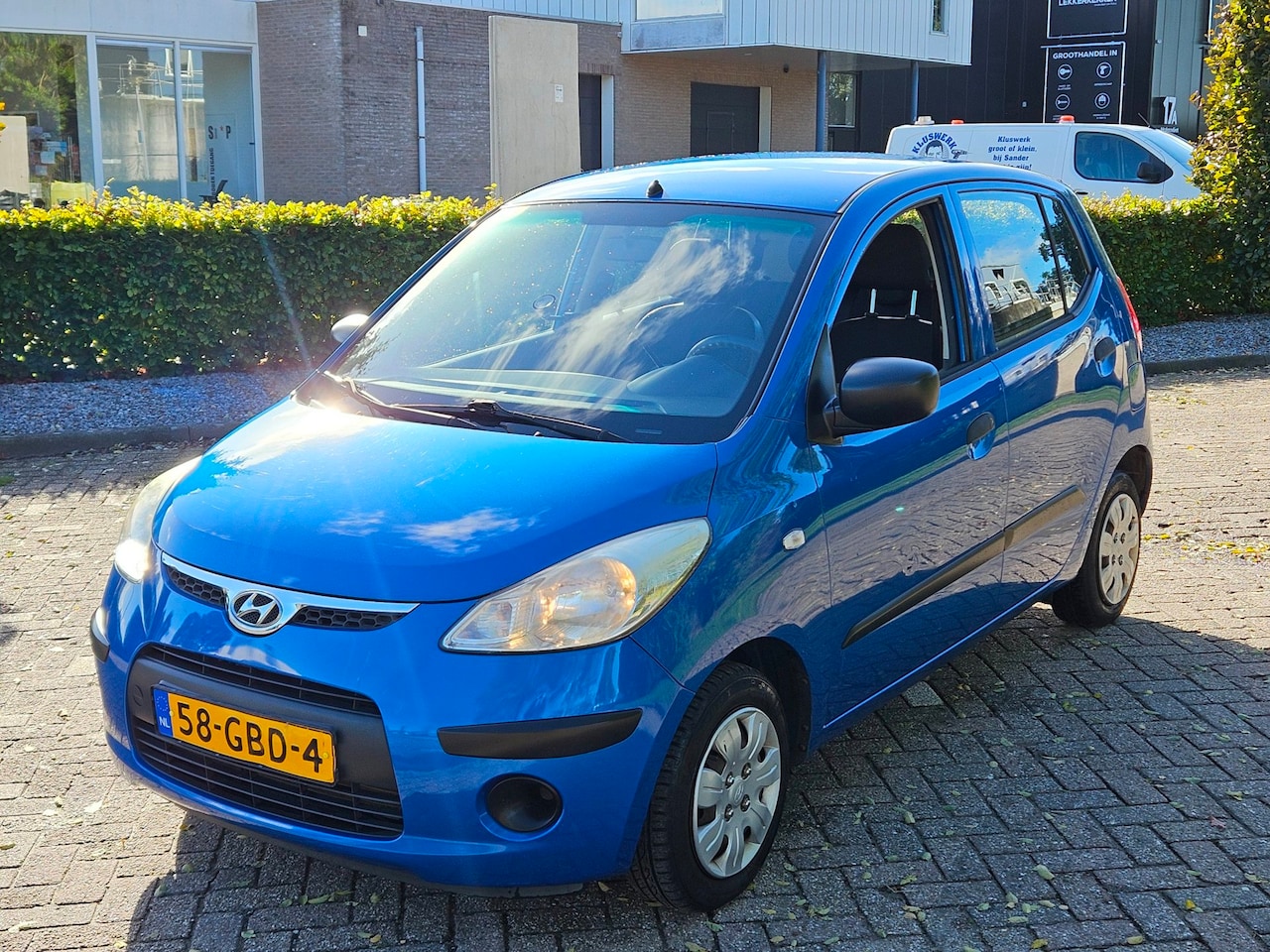 Hyundai i10 - 1.1 Active Cool Nieuwe apk 15-10-2027 - AutoWereld.nl