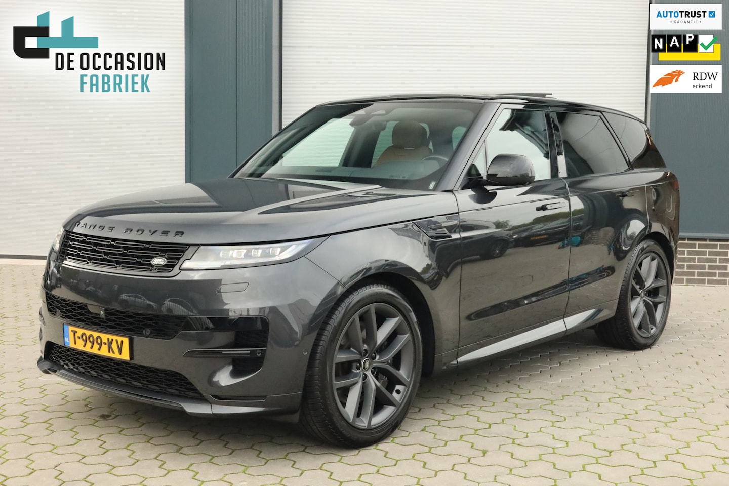 Land Rover Range Rover Sport - 3.0 P440e Dynamic SE Elektr. Trekhaak Pano 360 Meridian - AutoWereld.nl
