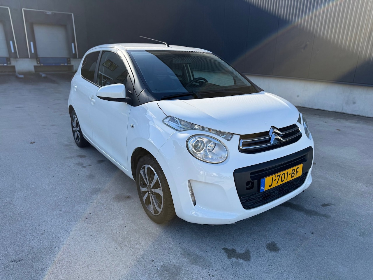 Citroën C1 - 1.0 VTi Shine 1.0 VTi Shine - AutoWereld.nl