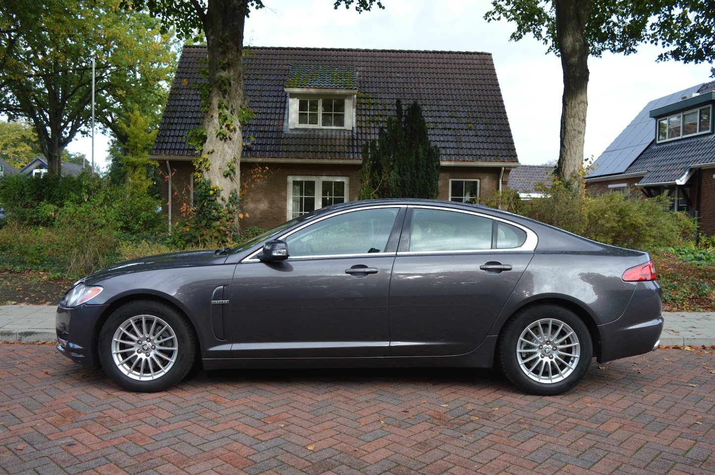 Jaguar XF - 3.0 V6 Luxury ORG NL/NAP - AutoWereld.nl