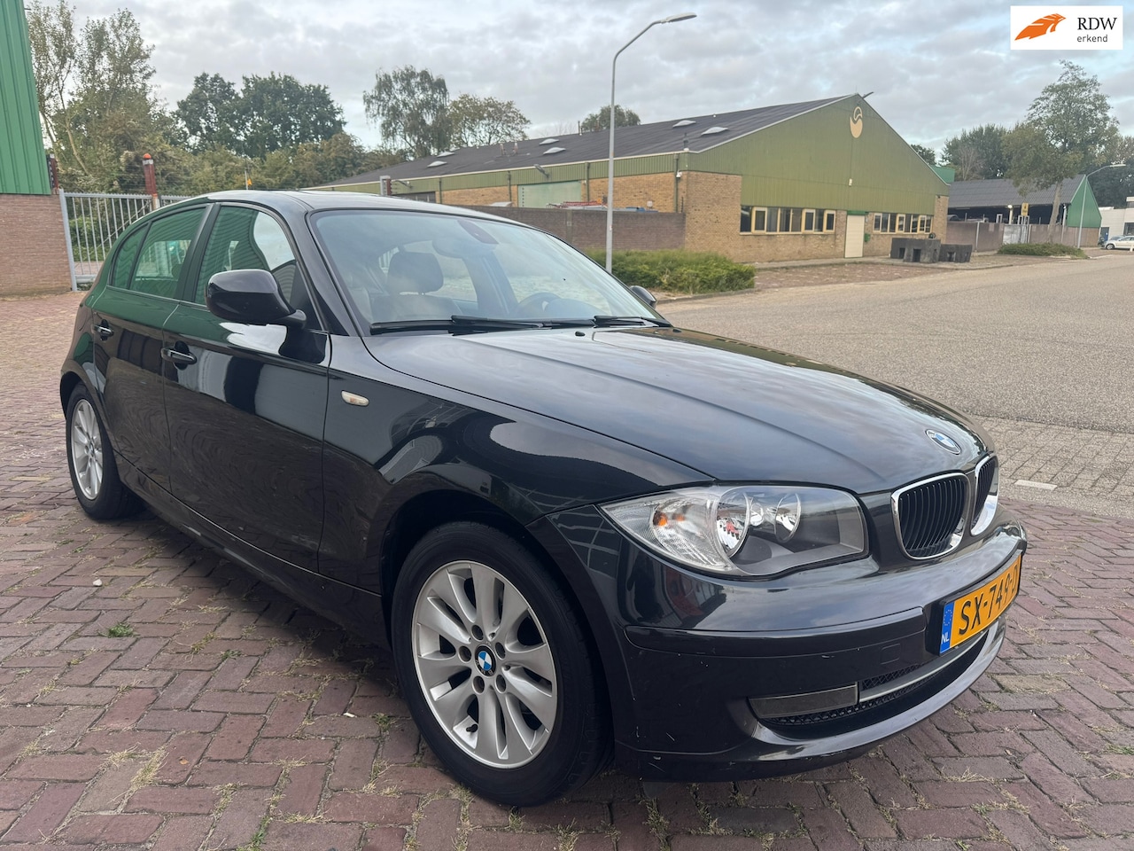 BMW 1-serie - 118d Corporate High Executive 118d Corporate High Executive - AutoWereld.nl
