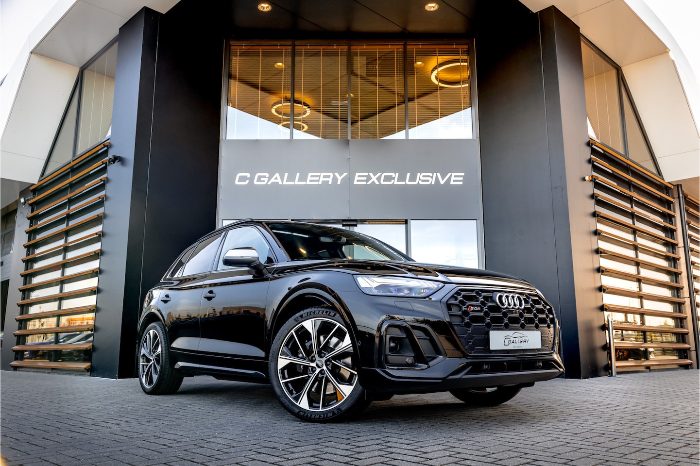 Audi SQ5 - 3.0 TDI quattro - Panorama | RS Seats | B&O | Elek. Trekhaak - AutoWereld.nl