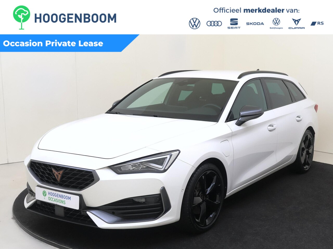 CUPRA Leon Sportstourer - 1.4 TSI eHybrid | SoH 98% |  Trekhaak | Achteruitrijcamera | Adaptieve demping | Keyless | - AutoWereld.nl