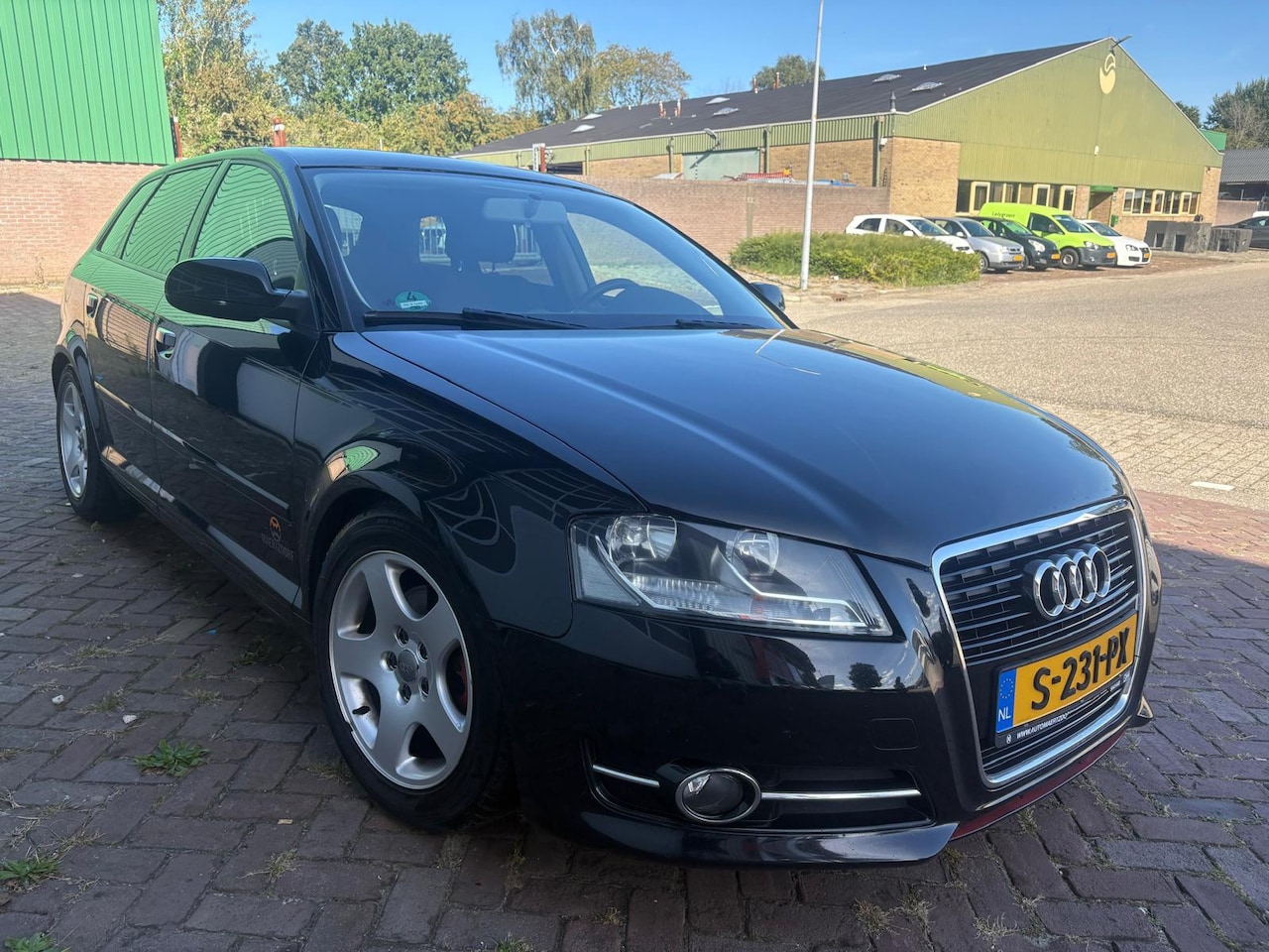 Audi A3 Sportback - 1.8 TFSI Attraction Business Edition 1.8 TFSI Attraction Business Edition - AutoWereld.nl