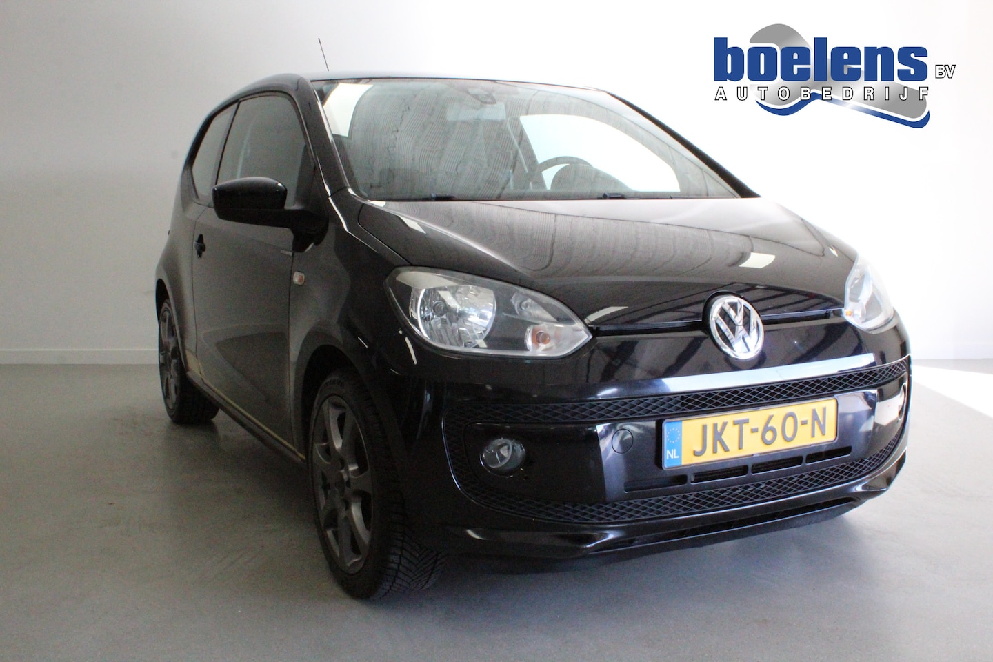 Volkswagen Up! - 1.0 high up! BlueMotion | DEALER-ONDRH! | AIRCO | STOEL-VERW | CRUISE | PDC-A | NAVIGATIE - AutoWereld.nl