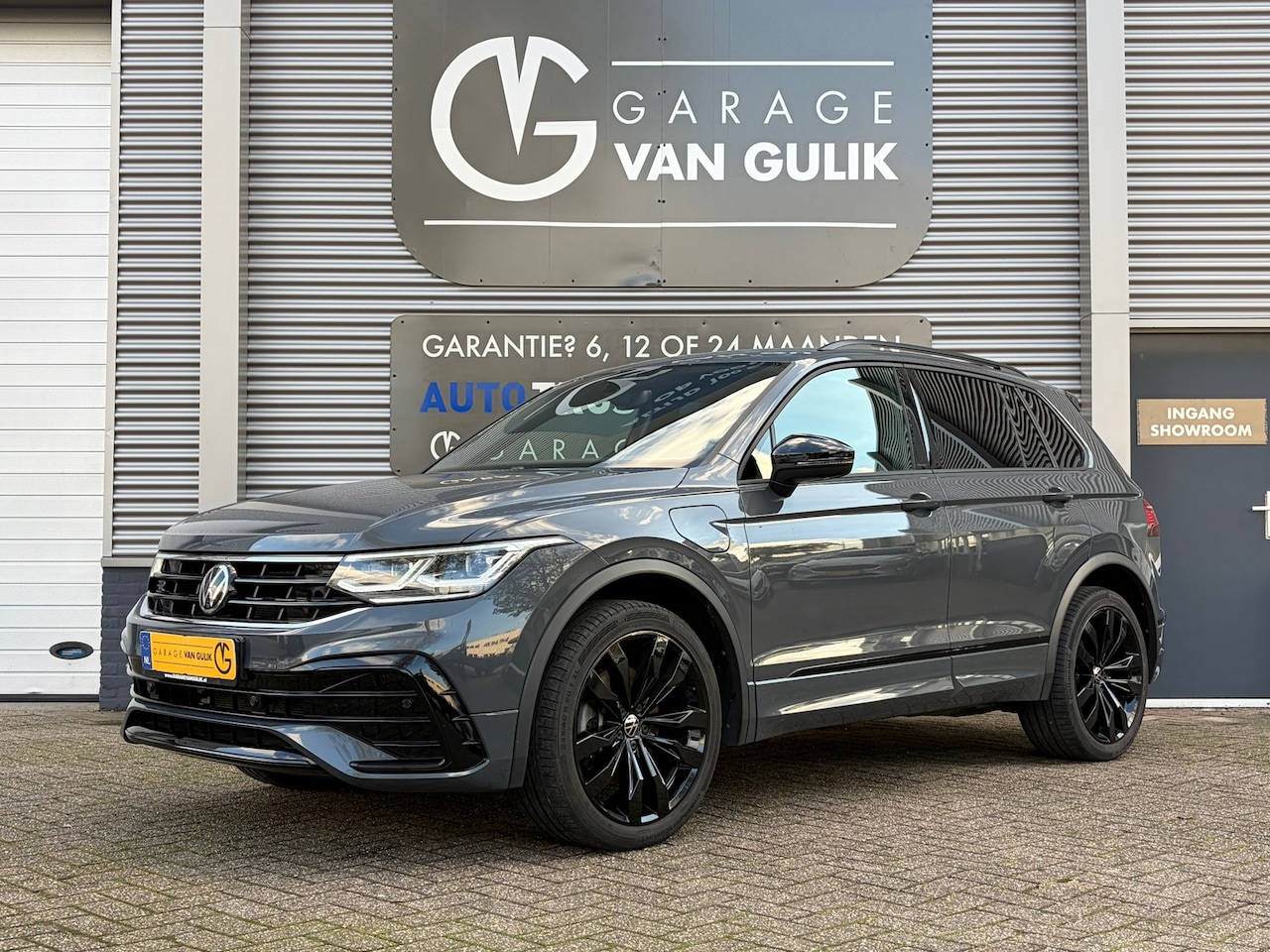 Volkswagen Tiguan - 1.4 TSI eHybrid R-Line, Black Line 245PK Trekhaak,Navi,Clima,ACC,Isofix,Carplay,Stoel+Stuu - AutoWereld.nl
