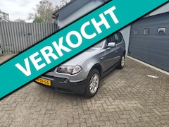 BMW X3 - 2.0i Executive, Climate control, Cruise control, Stoelverwarming, Isofix, Afneembare trekh
